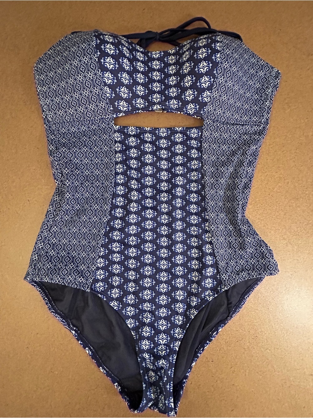 Athleta Tangier Cutout One-Piece Swimsuit Blue Tile Print Size S